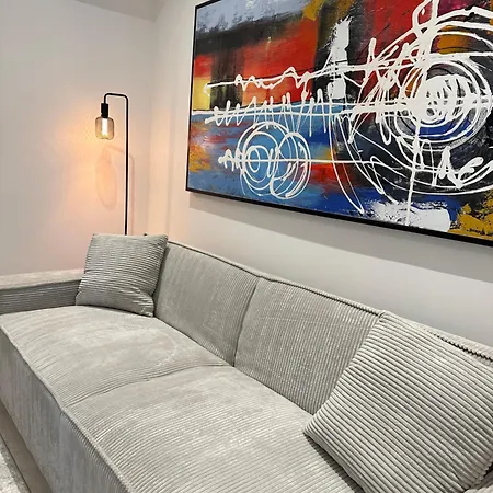 Aurora Downtown Living Appartement