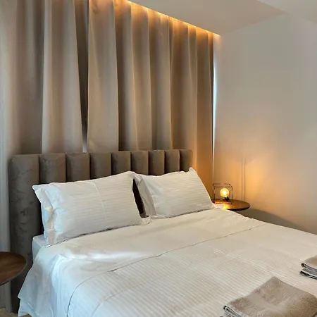 Aurora Downtown Living Appartement