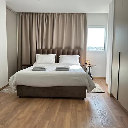 아파트 Aurora Downtown Living *