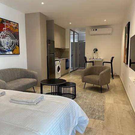 Aurora Downtown Living