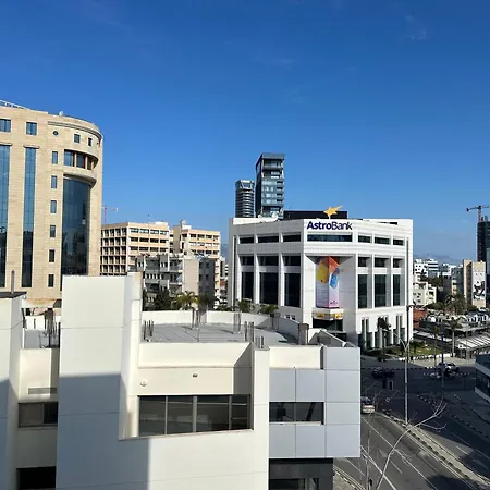 Aurora Downtown Living Апартаменты *