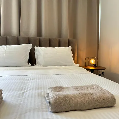 Aurora Downtown Living Appartement *